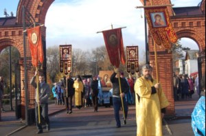 В Хвалынске в День народного единства прошел крестный ход