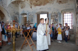 Учителя и ученики православной гимназии побывали на службе в старинном храме