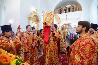 В Саратове почтили память святых равноапостольных Кирилла и Мефодия