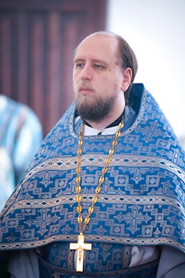 Митрополит Игнатий совершил Божественную литургию в храме в честь Рождества Христова г. Саратова