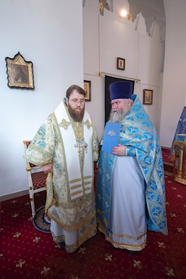 Митрополит Игнатий совершил Божественную литургию в храме в честь Рождества Христова г. Саратова