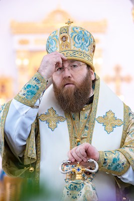 Митрополит Игнатий совершил Божественную литургию в храме в честь Рождества Христова г. Саратова