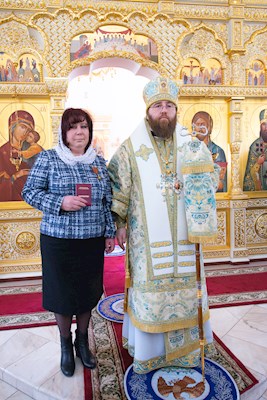 Митрополит Игнатий совершил Божественную литургию в храме в честь Рождества Христова г. Саратова