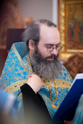 Митрополит Игнатий совершил утреню с чтением акафиста Пресвятой Богородице в Свято-Алексиевском женском монастыре г. Саратова
