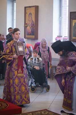 Митрополит Игнатий совершил Божественную литургию во Владимирском женском монастыре г. Вольска