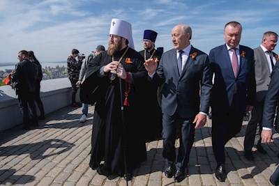 Митрополит Игнатий и губернатор региона возложили цветы в память о воинах Великой Отечественной войны