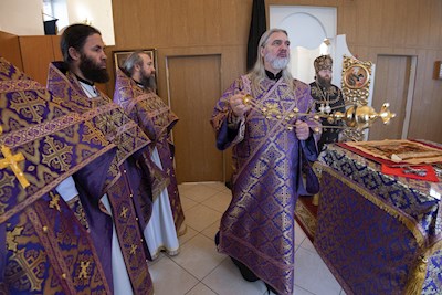 Митрополит Игнатий совершил Божественную литургию во Владимирском женском монастыре г. Вольска