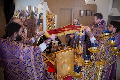 Митрополит Игнатий совершил Божественную литургию во Владимирском женском монастыре г. Вольска