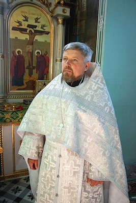 Митрополит Игнатий совершил Божественную литургию в Свято-Духовском соборе г. Саратова