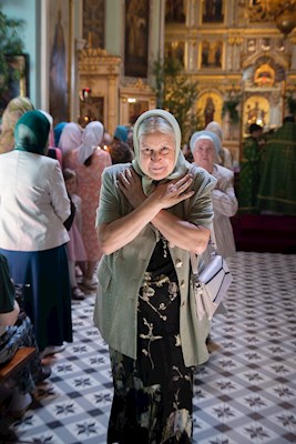 Митрополит Игнатий совершил Божественную литургию в Свято-Духовском соборе г. Саратова