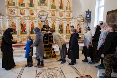Митрополит Игнатий совершил Божественную литургию во Владимирском женском монастыре г. Вольска