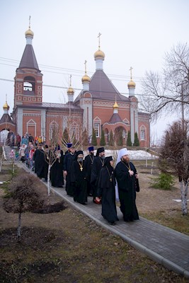 Митрополит Игнатий совершил Божественную литургию во Владимирском женском монастыре г. Вольска