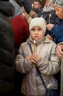 Архиереи Саратовской митрополии совершили Великое освящение храма великомученика Георгия Победоносца г. Покровска (Энгельса) и Божественную литургию в новоосвященном храме