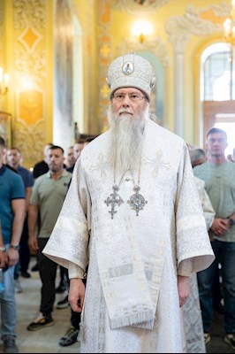 Божественная литургия в Покровском соборе г. Саратова