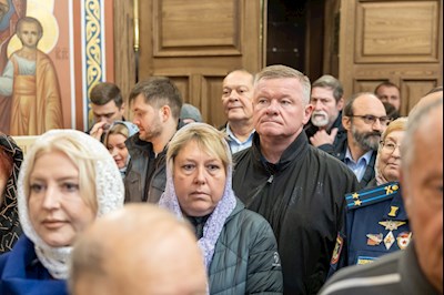 Архиереи Саратовской митрополии совершили Великое освящение храма великомученика Георгия Победоносца г. Покровска (Энгельса) и Божественную литургию в новоосвященном храме