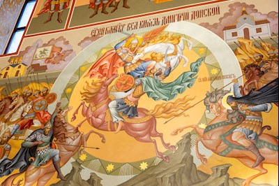 Архиереи Саратовской митрополии совершили Великое освящение храма великомученика Георгия Победоносца г. Покровска (Энгельса) и Божественную литургию в новоосвященном храме
