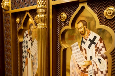 Архиереи Саратовской митрополии совершили Великое освящение храма великомученика Георгия Победоносца г. Покровска (Энгельса) и Божественную литургию в новоосвященном храме