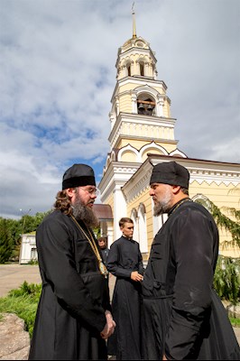 Епископ Фома прибыл в Покровск