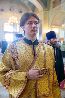 Епископ Феодор совершил Литургию в Покровском соборе г. Саратова