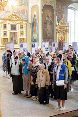 Епископ Феодор совершил Литургию в Покровском соборе г. Саратова