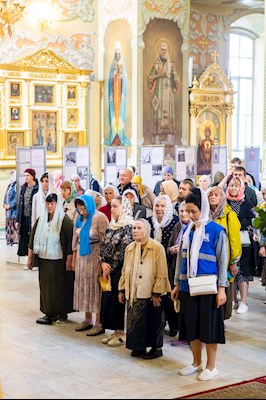 Епископ Феодор совершил Литургию в Покровском соборе г. Саратова