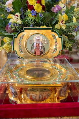 Епископ Феодор совершил Литургию в Покровском соборе г. Саратова