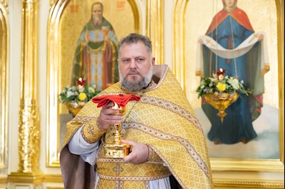 Епископ Феодор совершил Литургию в Покровском соборе г. Саратова