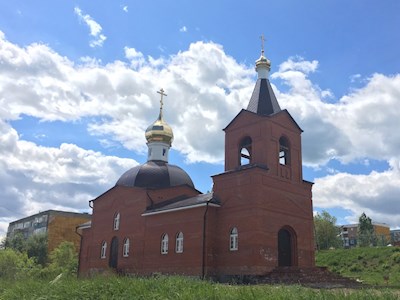 Продолжается строительство храма священномученика Германа Вольского