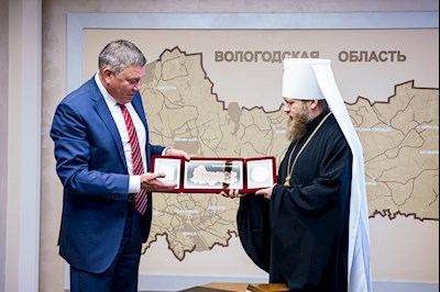 Митрополит Саратовский и Вольский Игнатий представил Губернатору Вологодской области назначенного на Вологодскую кафедру митрополита Савву