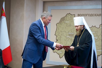 Митрополит Саратовский и Вольский Игнатий представил Губернатору Вологодской области назначенного на Вологодскую кафедру митрополита Савву