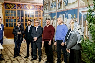 Ночная Божественная литургия в Свято-Троицком кафедральном соборе г. Саратова