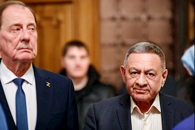 Ночная Божественная литургия в Свято-Троицком кафедральном соборе г. Саратова