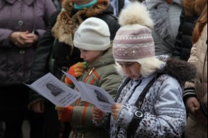 В крестном ходе в день празднования в честь Казанской иконы Божией Матери приняло участие около восьми тысяч человек