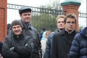 В крестном ходе в день празднования в честь Казанской иконы Божией Матери приняло участие около восьми тысяч человек