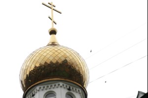 В крестном ходе в день празднования в честь Казанской иконы Божией Матери приняло участие около восьми тысяч человек