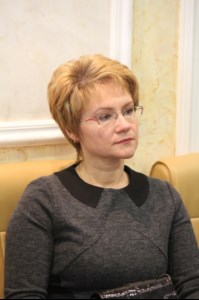 Митрополит Лонгин выступил с докладом на круглом столе «Роль духовно-нравственных ценностей в формировании личности в системе образования» в рамках VI Парламентских встреч
