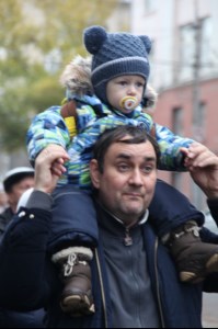 В крестном ходе в день празднования в честь Казанской иконы Божией Матери приняло участие около восьми тысяч человек