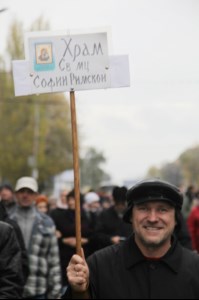 В крестном ходе в день празднования в честь Казанской иконы Божией Матери приняло участие около восьми тысяч человек