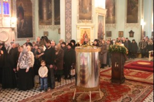Божественная литургия в храме в честь Покрова Божией Матери г.Саратова