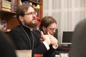 В клубе «Ладья» состоялась беседа о Посланиях апостола Павла