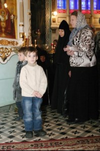 Божественная литургия в храме в честь Покрова Божией Матери г.Саратова