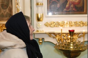 Божественная литургия в храме в честь Покрова Божией Матери г.Саратова