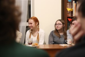 В клубе «Ладья» состоялась беседа о Посланиях апостола Павла
