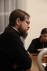 В клубе «Ладья» состоялась беседа о Посланиях апостола Павла