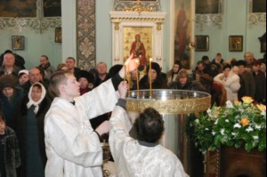 Божественная литургия в храме в честь Покрова Божией Матери г.Саратова