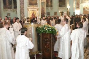 Божественная литургия в храме в честь Покрова Божией Матери г.Саратова