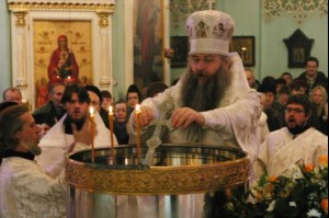 Божественная литургия в храме в честь Покрова Божией Матери г.Саратова