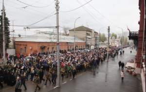 В крестном ходе в день празднования в честь Казанской иконы Божией Матери приняло участие около восьми тысяч человек
