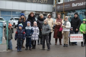 В крестном ходе в день празднования в честь Казанской иконы Божией Матери приняло участие около восьми тысяч человек