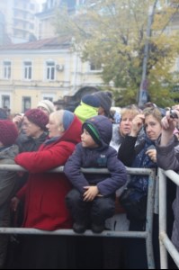 В крестном ходе в день празднования в честь Казанской иконы Божией Матери приняло участие около восьми тысяч человек